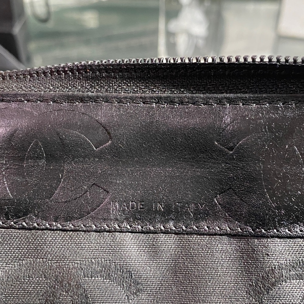 Authentic CHANEL Lambskin Cambon Line Zippy Clutch Wallet - Picture 9 of 17